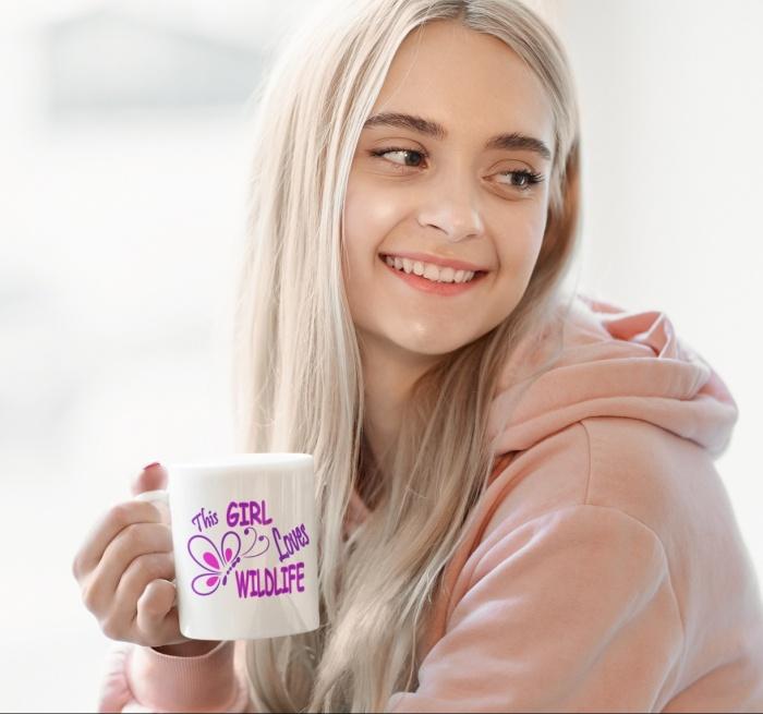 This Girl Loves Wildlife Coffee Mug